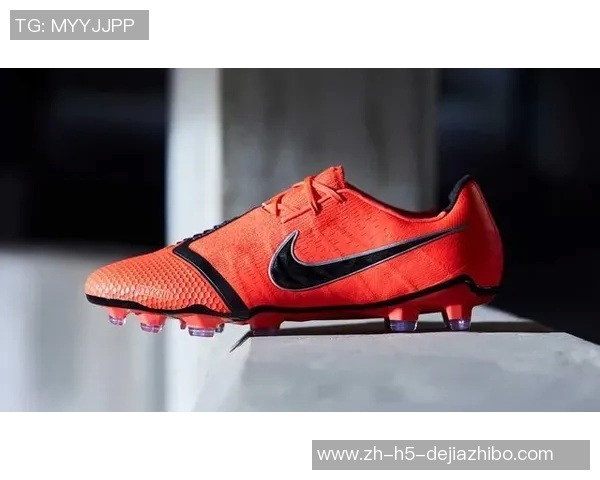耐克红色足球鞋的魅力与性能解析让你在球场上尽显风采
