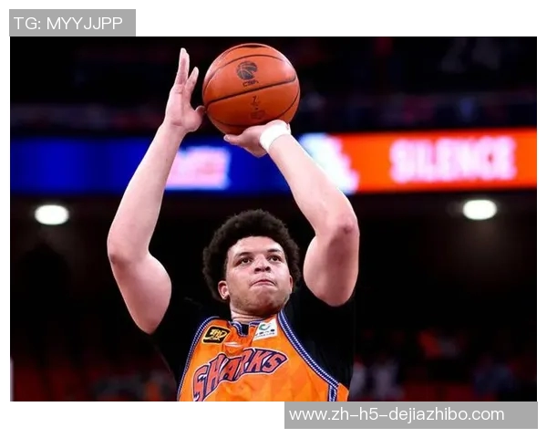 卢伟分析洛夫顿成长潜力认为他随着年龄增长将成为CBA优秀外援